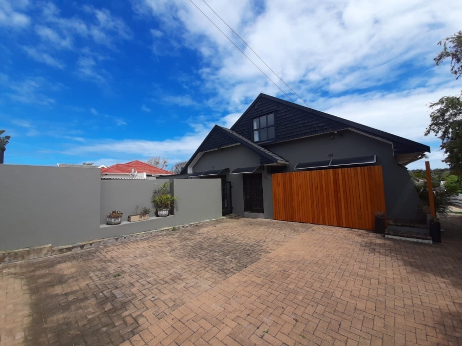 4 Bedroom Property for Sale in Nahoon Eastern Cape